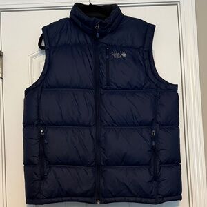 Mountain Hardwear Dark Blue Insulated Vest size Large